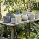 Hon hällde betongblandningen på bubbelplast och resultatet är helt fantastiskt: Låt dig inspireras