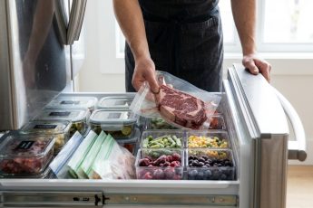 Vet du hur länge man kan förvara kött i frysen? Svaret överraskar många – image 1